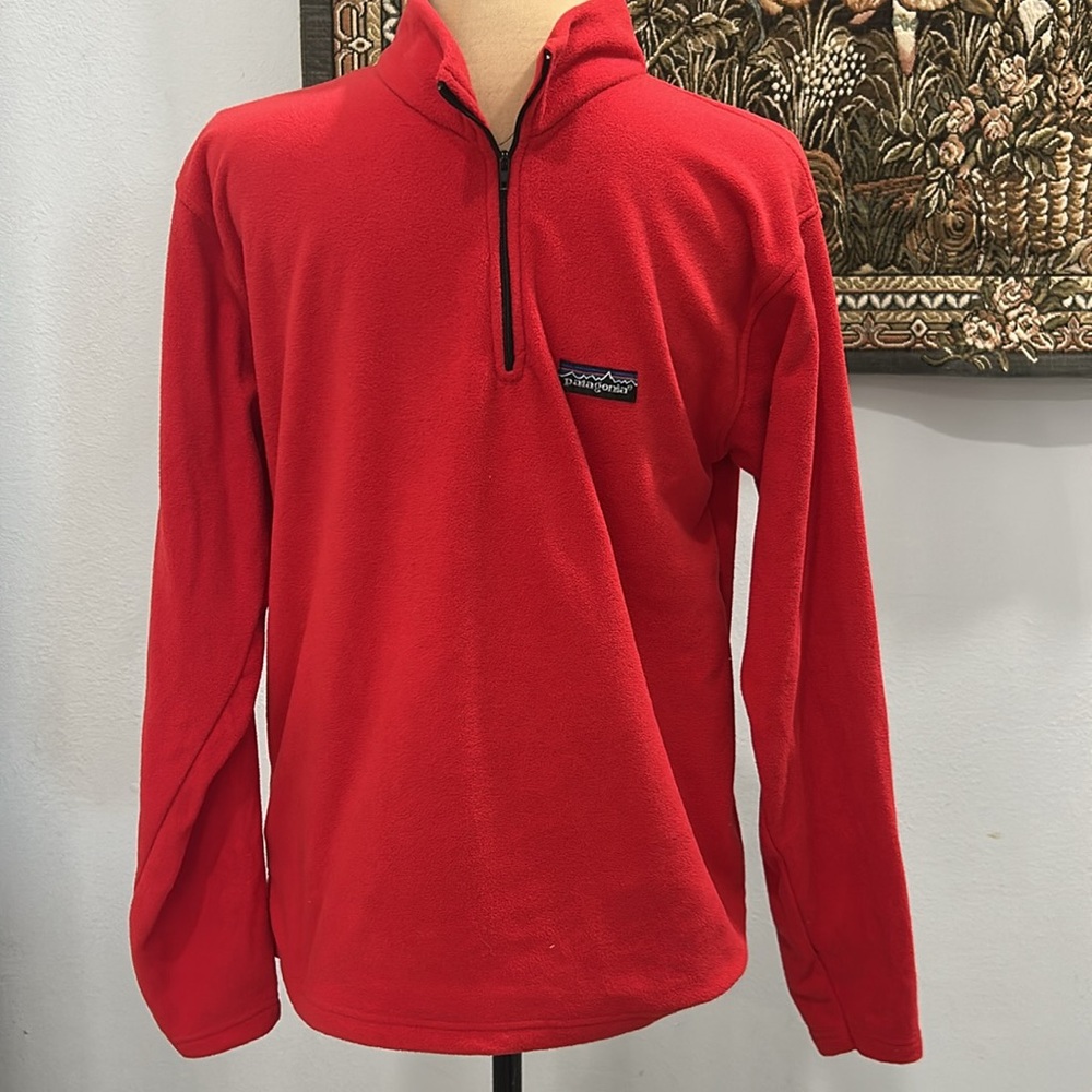 Men's Red Synchilla Quarter Zip Jacket. Size M
